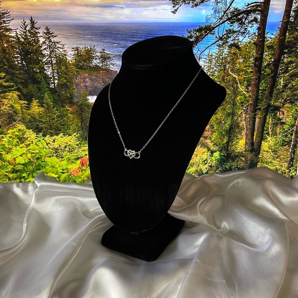 Another heart necklace